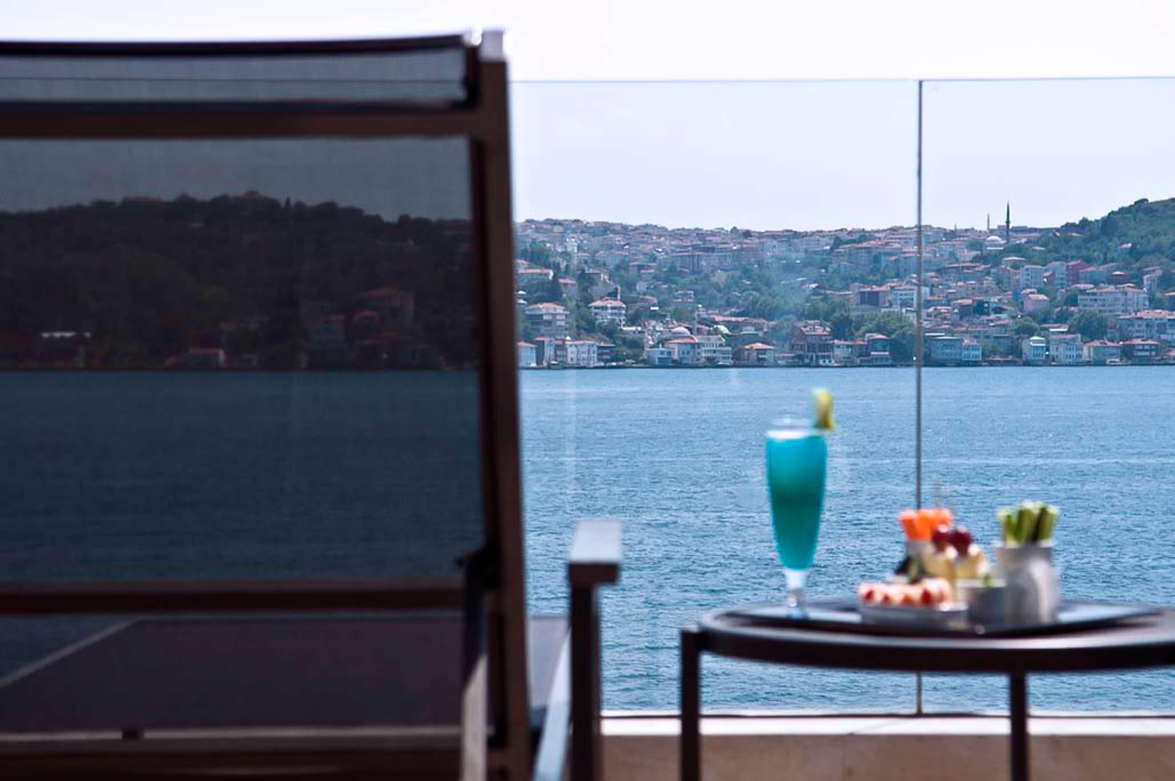 Radisson Blu Bosphorus Hotel Istanbul Exterior photo View from the hotel