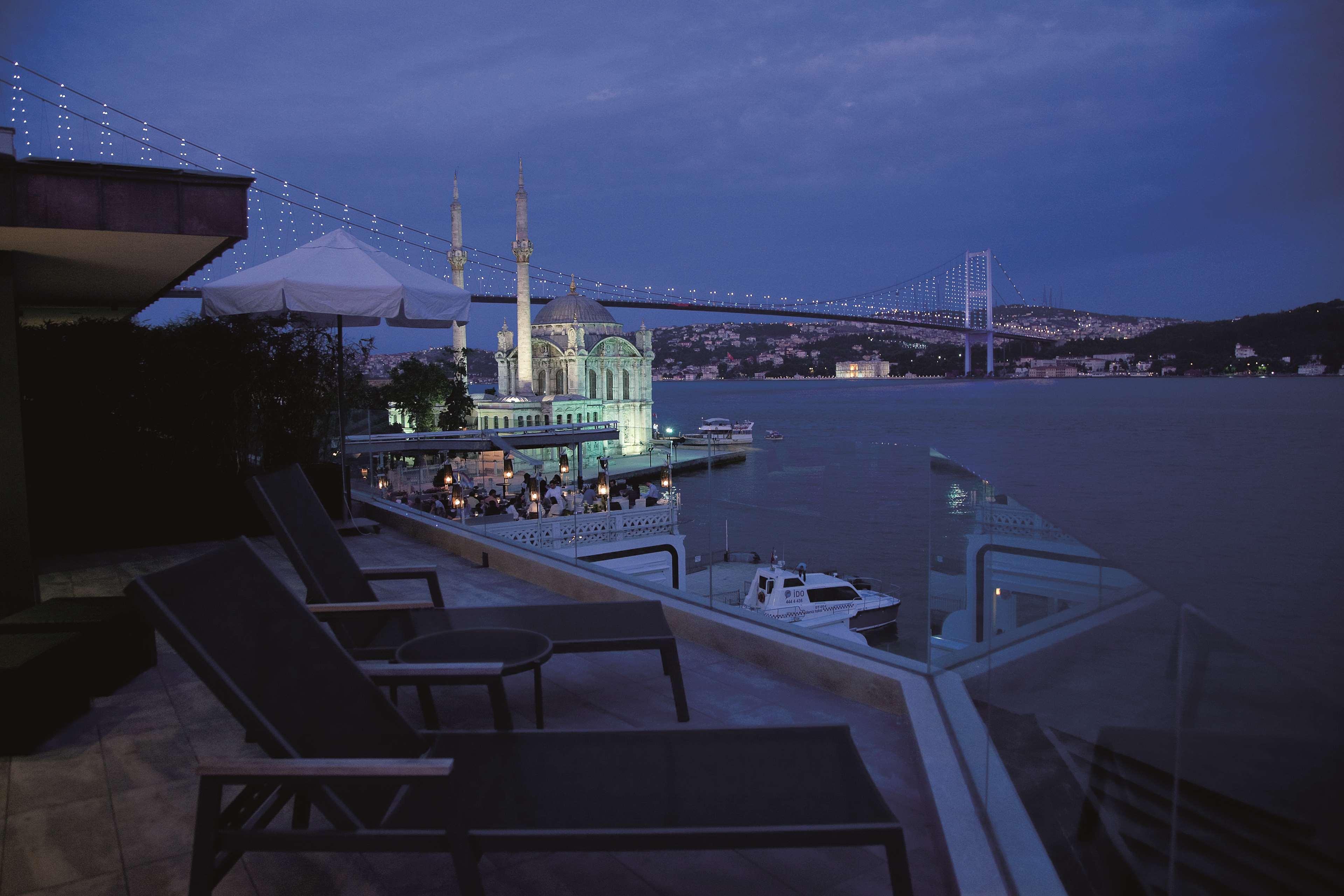 Radisson Blu Bosphorus Hotel Istanbul Exterior photo View of the Bosphorus from the Four Seasons Hotel Istanbul